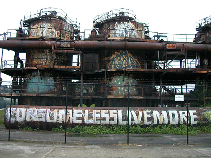 144587675_89f4ec29d0